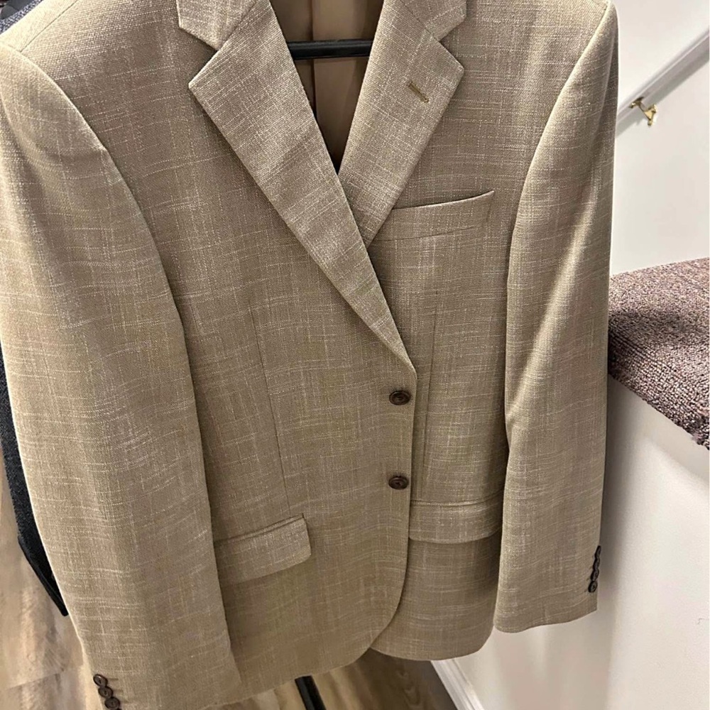 Elegant Beige Men's Blazer